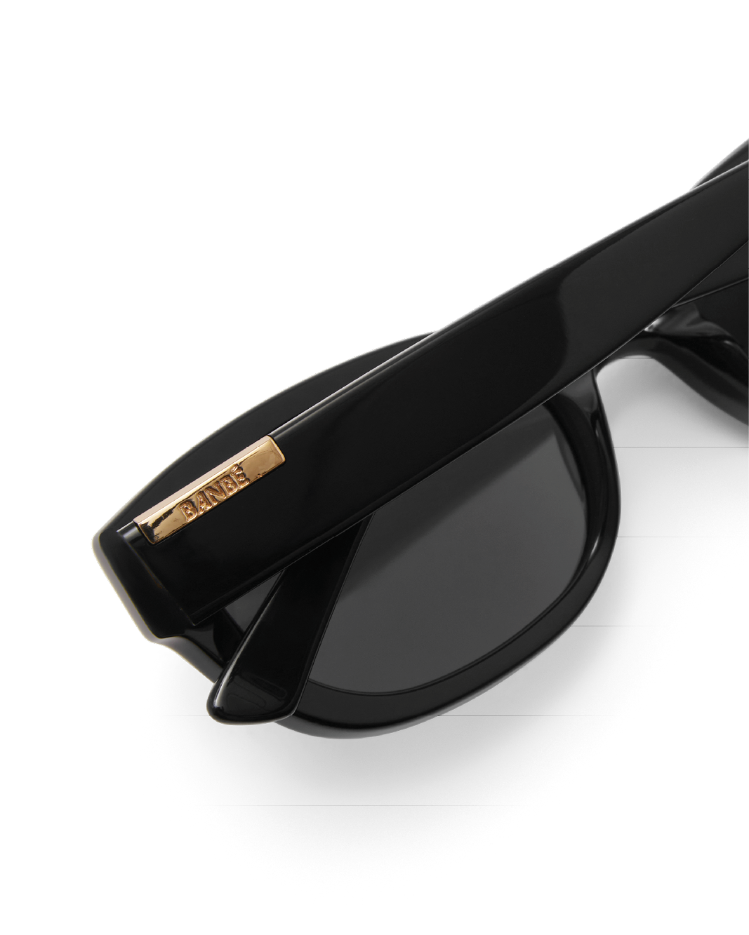 THE PAIGE - BLACK-BLACK