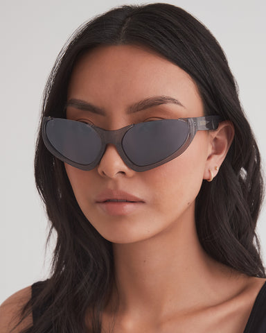 THE ELSA - GUNMETAL SHIMMER-LIGHT CHROME