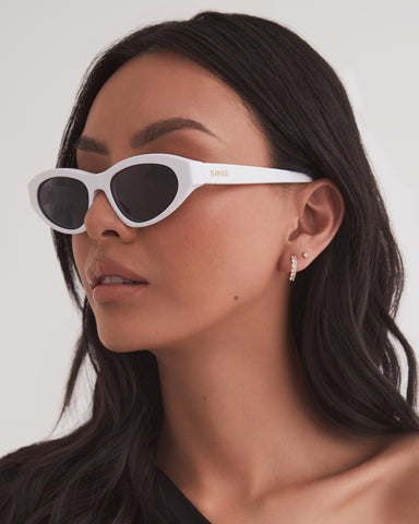 THE HAILEY - WHITE-BLACK